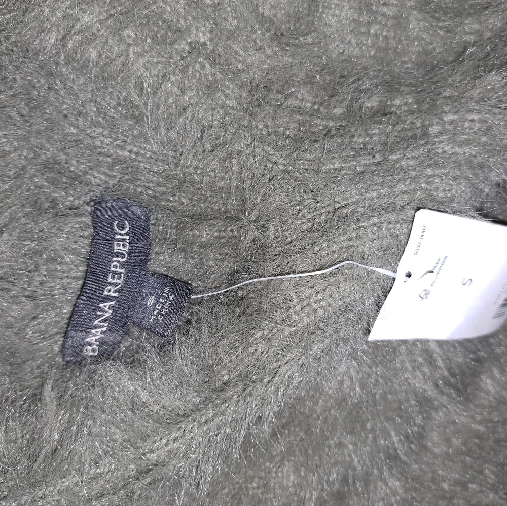NWT Banana Republic merino wool blend  sweater - Picture 3 of 4